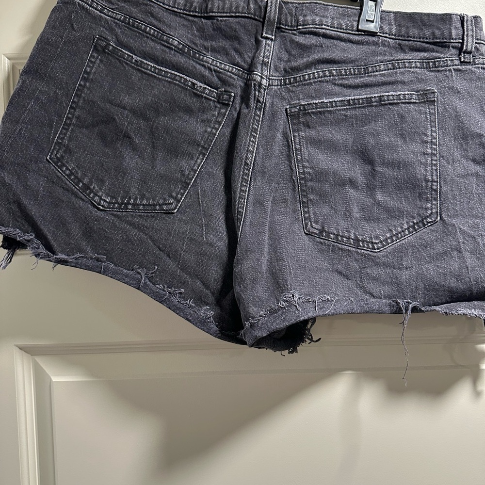 3 Pairs- Abercrombie & Fitch Distressed Denim Women Shorts - Picture 8 of 9